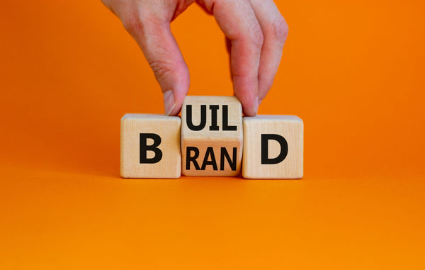 5 Real Reasons on Why should you Customize Clothes For Your Brand!