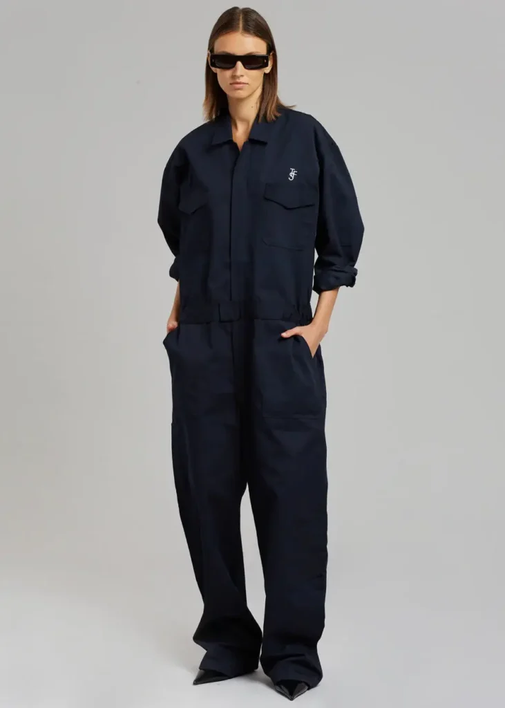 OVERSIZED DRESSES & JUMPSUITS