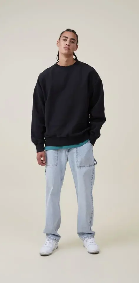 OVERSIZED SWEATERS & KNITWEAR